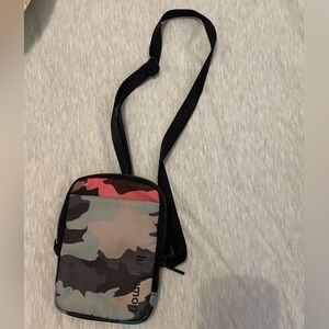 Lululemon crossbody